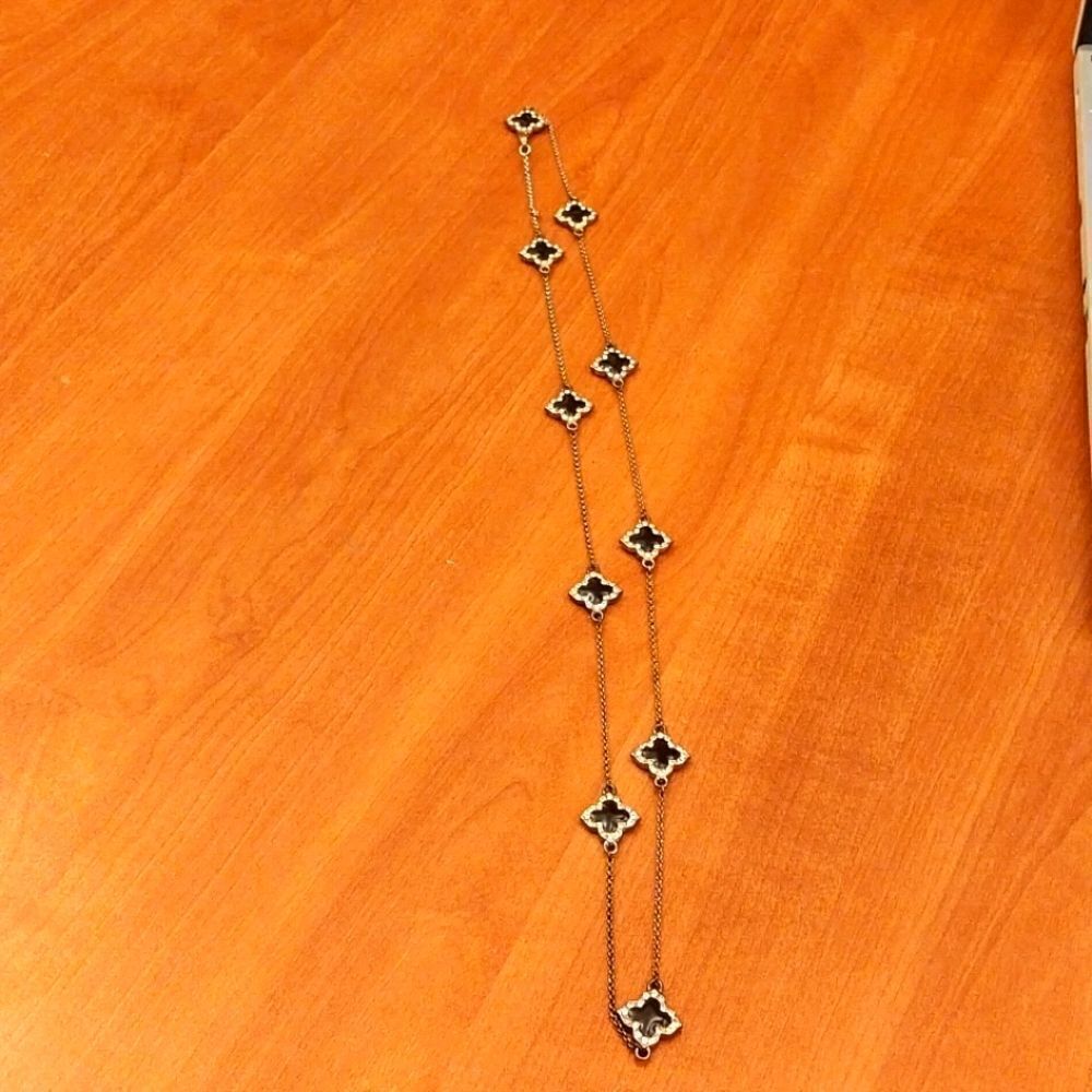 10 Clover Necklace.